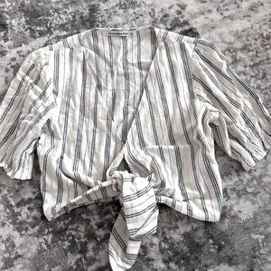 Abercrombie crop top small